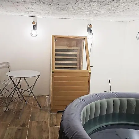 Cosy 50 M2 Renove Avec Jardin Commun